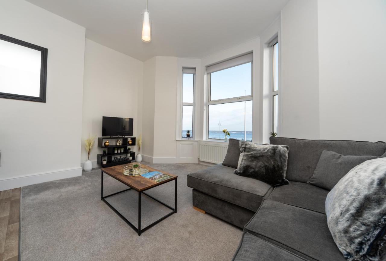 Sea Views Stunning 2 Bedroom Apartment # Lowestoft Extérieur photo